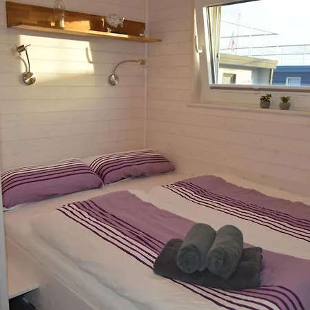 Hausboot Hecht *