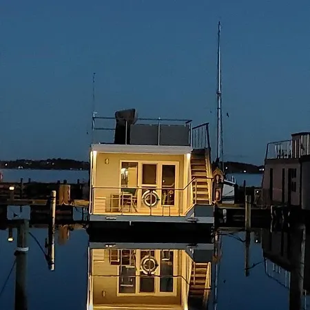 Prázdninový dům Hausboot Hecht